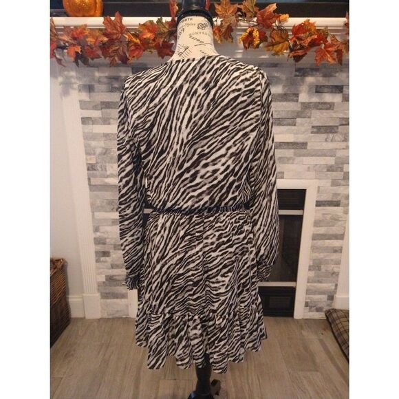 Michael kors Ruffled Puff Sleeve Dress Sm Zebra Cottage Core Boho Feminine - Picture 6 of 11